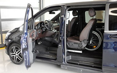 Afbeelding: Klantencase: geleiders in autostoel invalidevoertuig